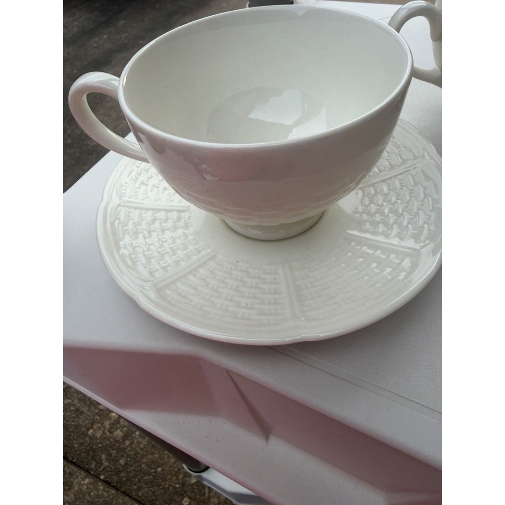 WEDGWOOD ETRURIA & BARLASTON EDME IVORY CREAM RIBBED 12 TEA CUPS & SAUCERS